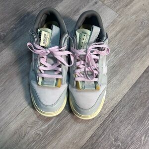 Stylish Gray and Pink Mens SB Dunk Sneakers